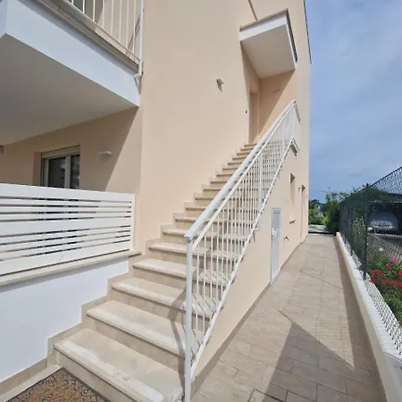 Donna Luisia - Wi-fi, Parcheggio Privato, Aria Condizionata Apartamento