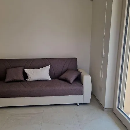 Donna Luisia - Wi-fi, Parcheggio Privato, Aria Condizionata