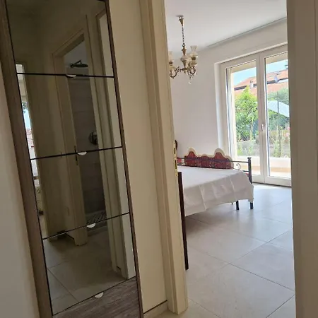 Donna Luisia - Wi-fi, Parcheggio Privato, Aria Condizionata Apartamento *