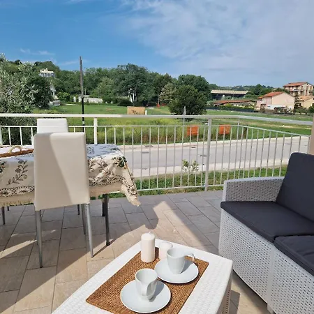 Donna Luisia - Wi-fi, Parcheggio Privato, Aria Condizionata Apartamento Civitanova Marche